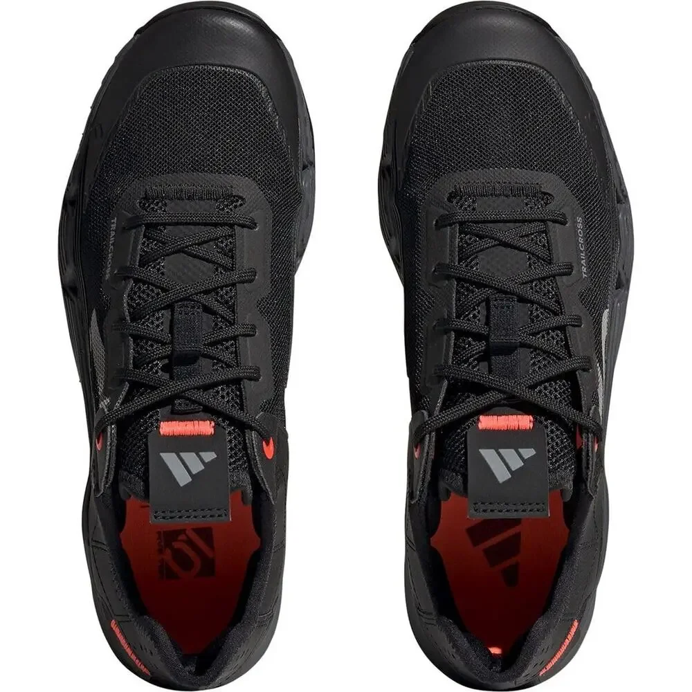 FIVE TEN TRAILCROSS LT FLAT SHOES - WOMEN'S, CORE BLACK/GRAY TWO/SOLAR RED, 9,